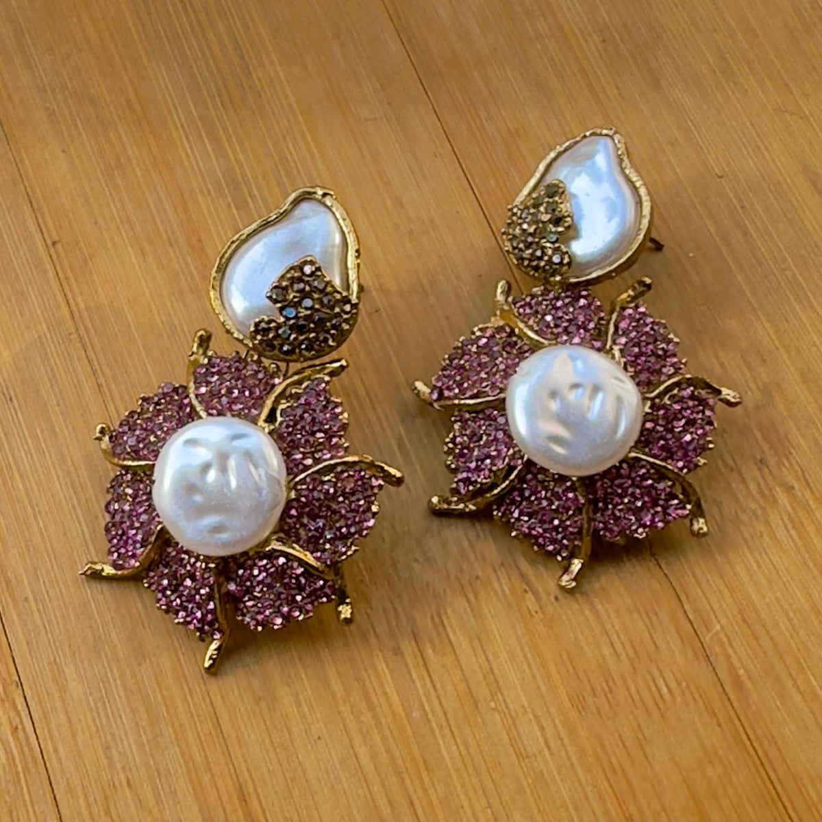 MOTHER OF PEARL EARINGS - A5