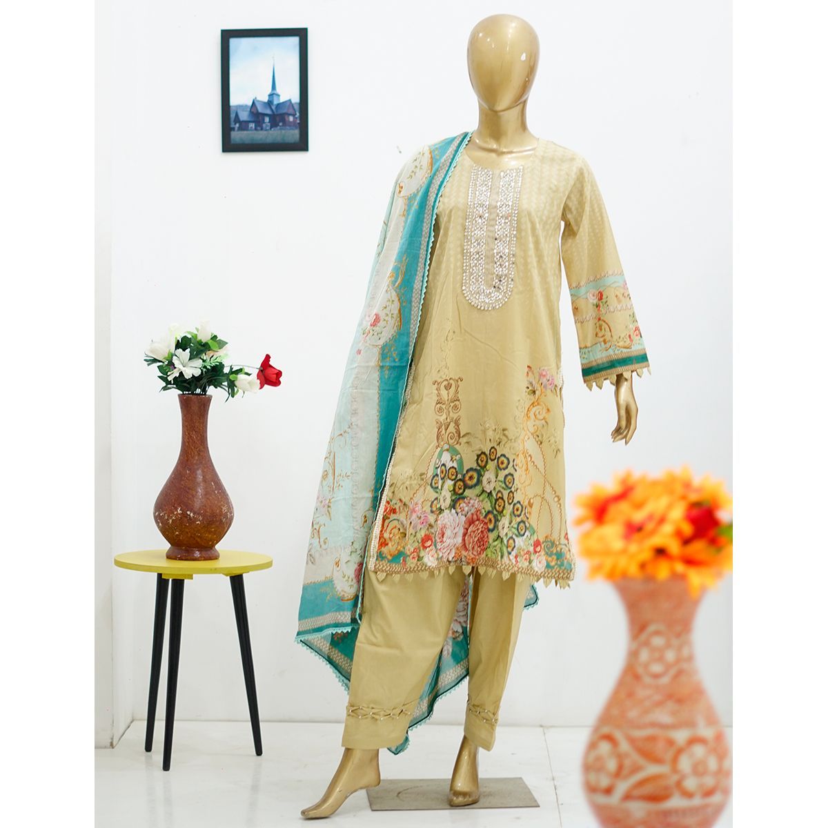 Surmawala Lawn | Printed Fabric 3 Piece Unstitched Collection - (Article 9) + Surmawala Sanan For Women EAU DE PARFUM - 50ML