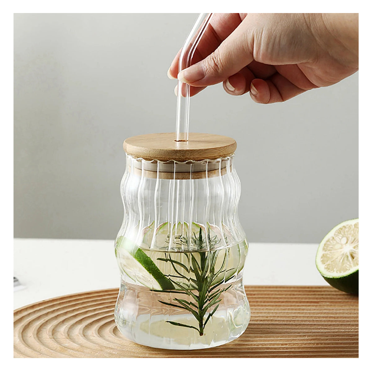 Ribbed Glass Cup with Lid and Straw, Wave Coffee Milk Glasses Transparent Glass Water Cup for Iced Coffee,Milk, Juice