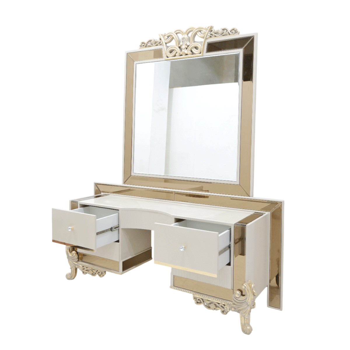 Modern Bed Set (Available on Easy Installments)